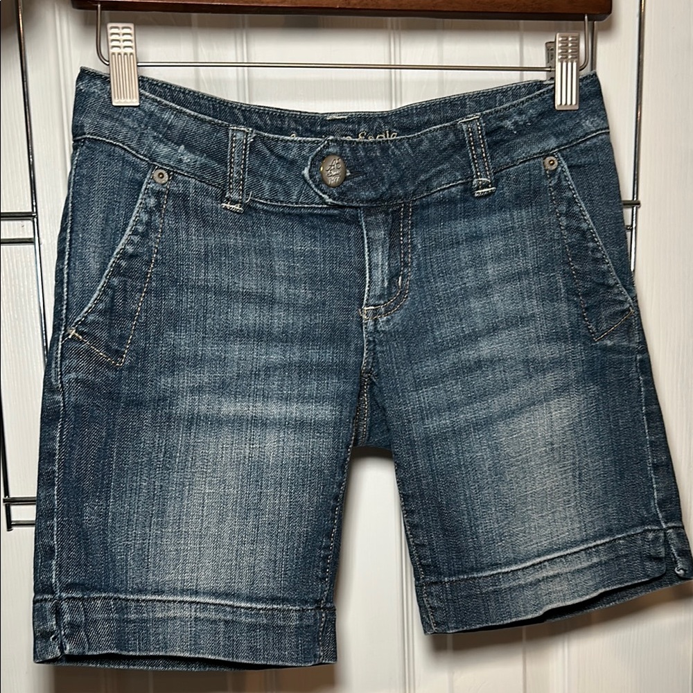 AEO Denim Women Trouser Shorts size 0